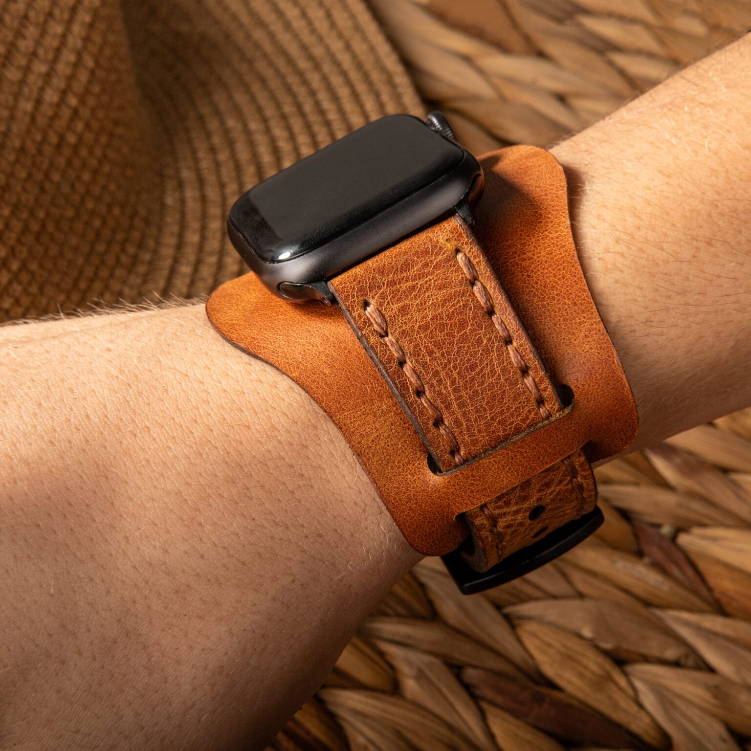 Bund Çift Katlı Apple Watch Deri Kayış - Camel - Görsel 2